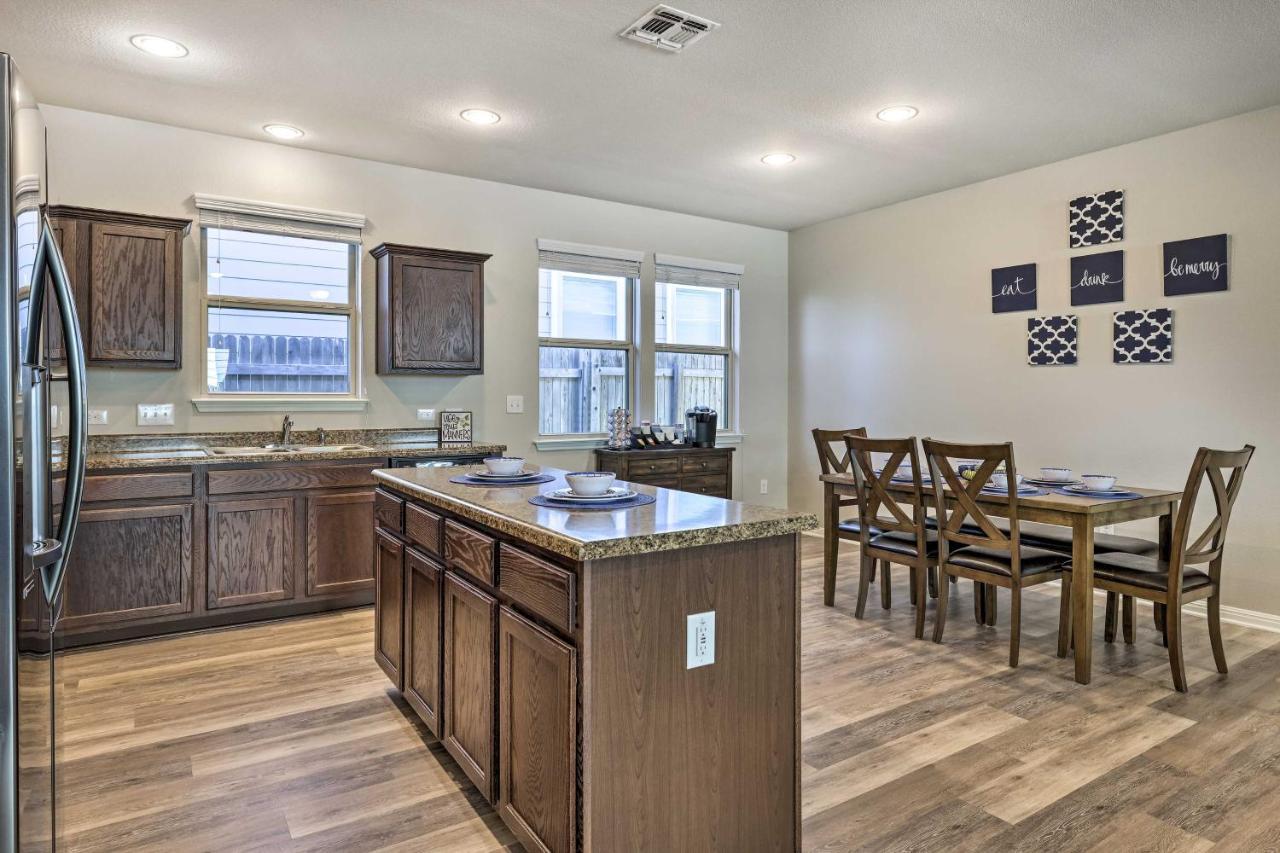 Buda Home With Smart Tv About 19 Mi To Downtown Austin Extérieur photo