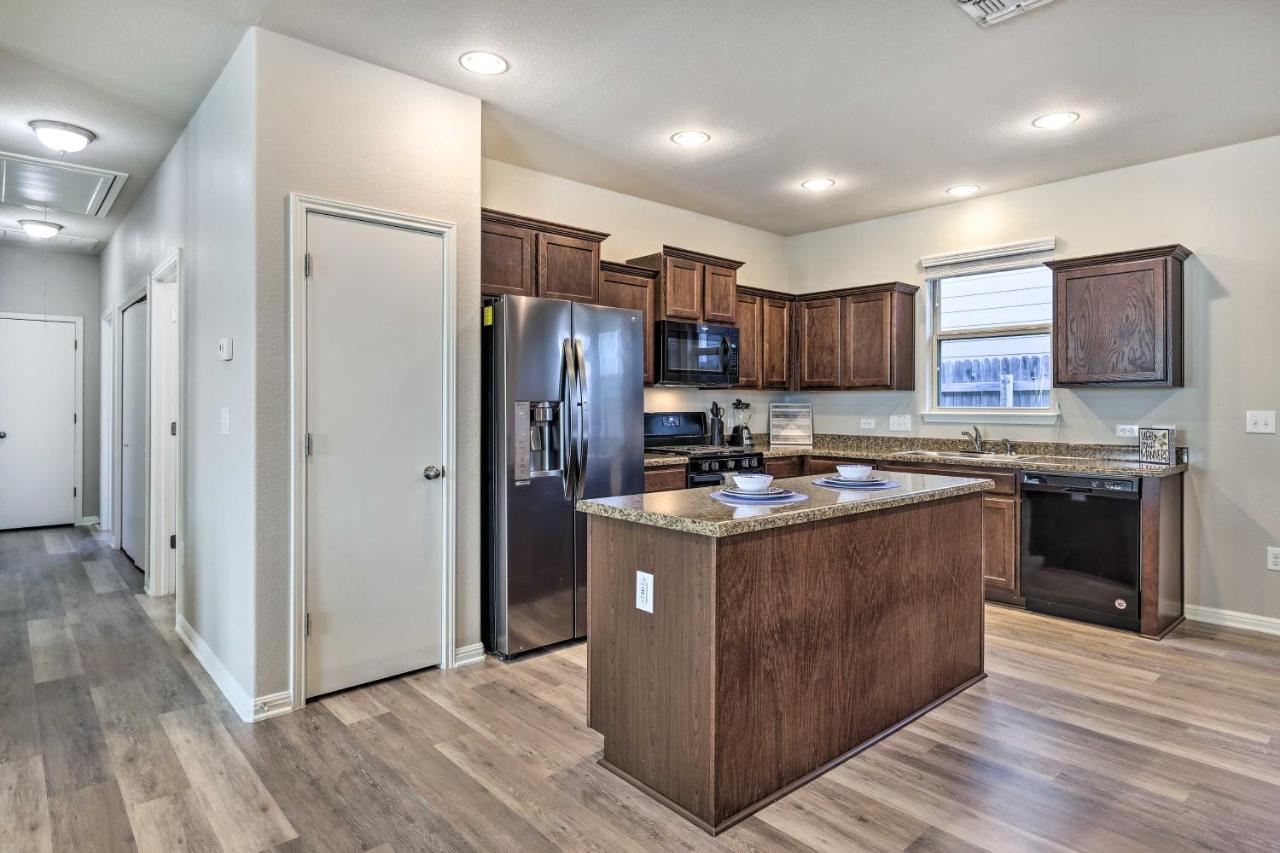 Buda Home With Smart Tv About 19 Mi To Downtown Austin Extérieur photo