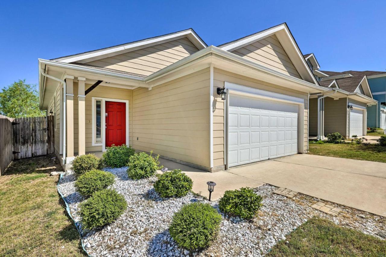 Buda Home With Smart Tv About 19 Mi To Downtown Austin Extérieur photo