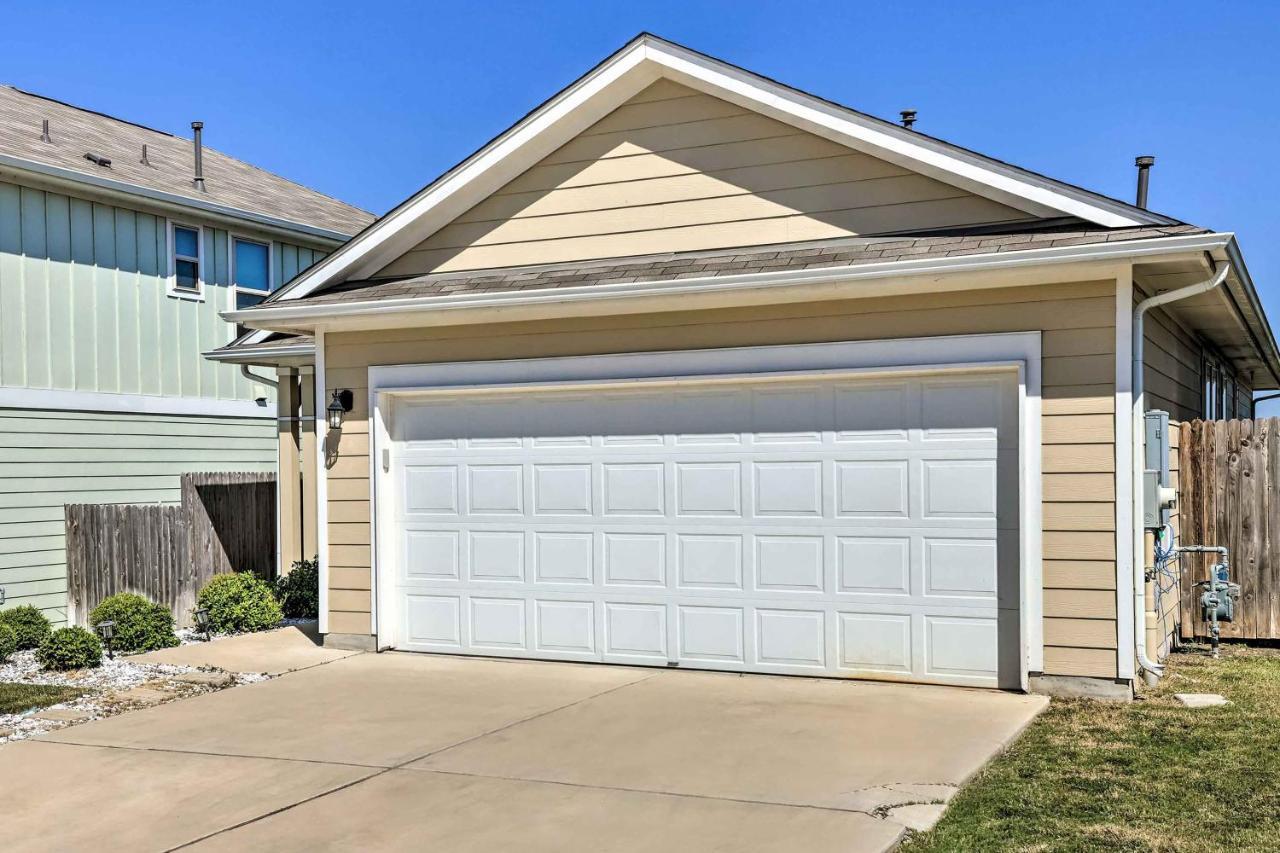 Buda Home With Smart Tv About 19 Mi To Downtown Austin Extérieur photo